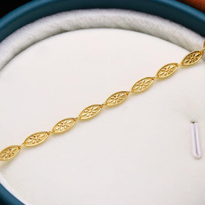 Antique Relief Galois 925 Silver Hand Ornament - Trendha