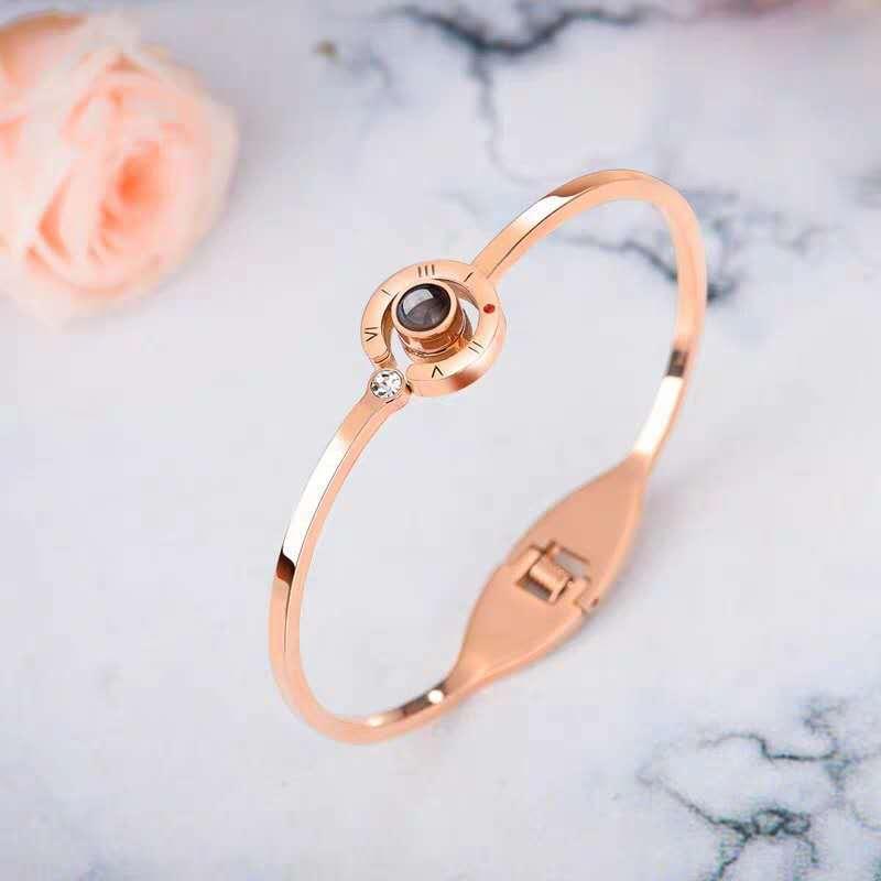 Memory Projection Of Bracelet Love In 100 Languages - Trendha