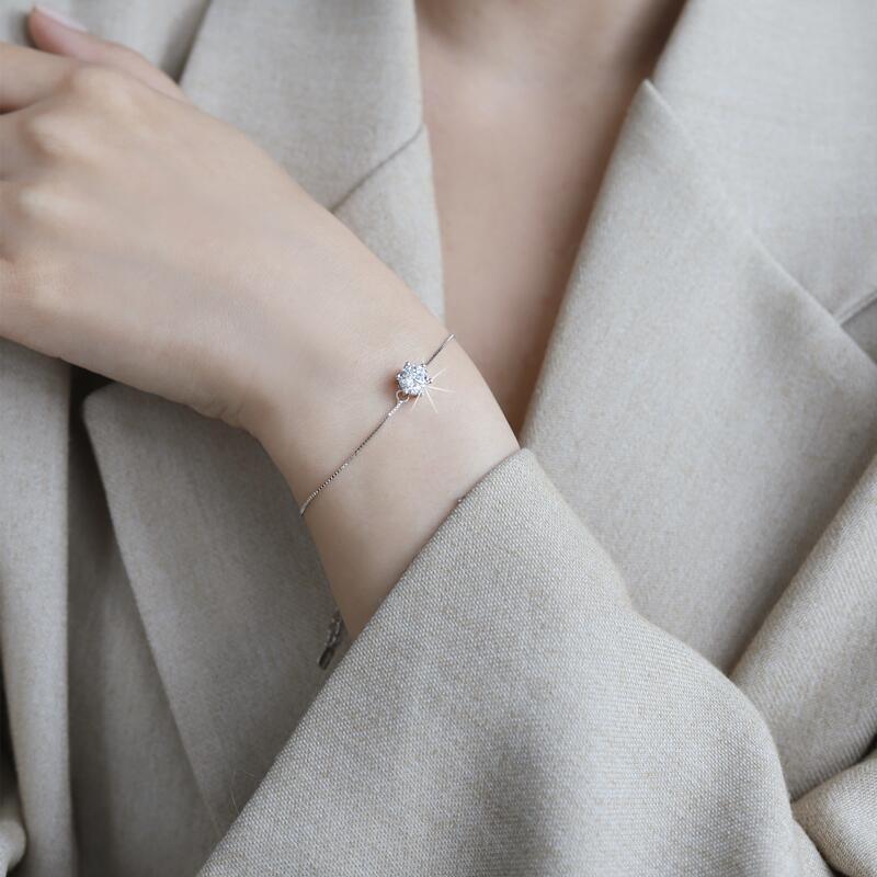 Sterling Silver Mosang Stone Women's Bracelet - Trendha