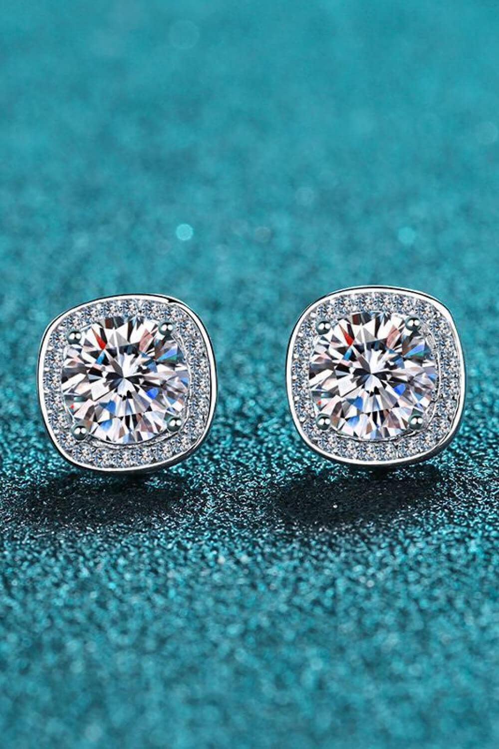 Let Me Love You 1 Carat Moissanite Stud Earrings - Trendha