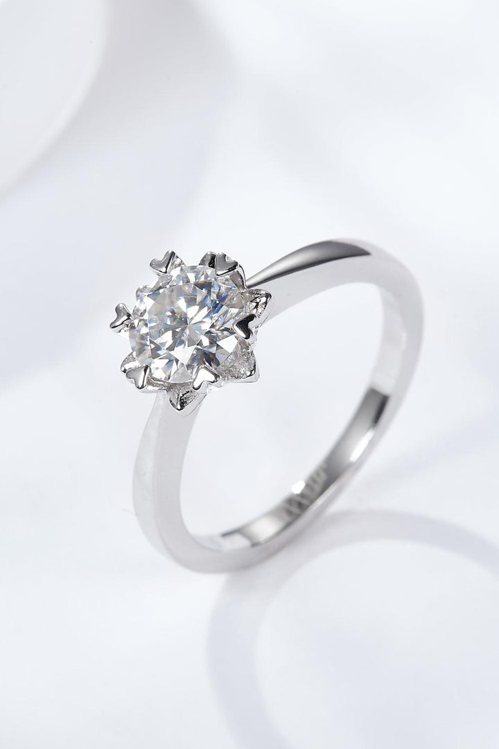 925 Sterling Silver Solitaire Moissanite Ring - Trendha