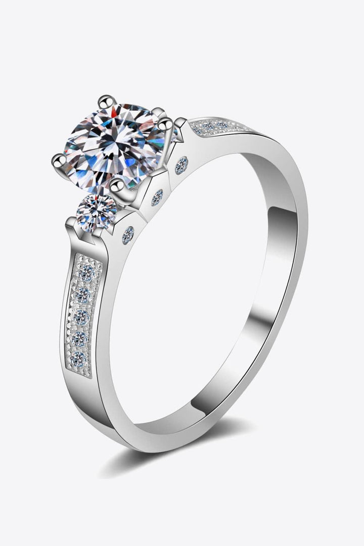 Lucky Charm Moissanite Rhodium-Plated Ring - Trendha