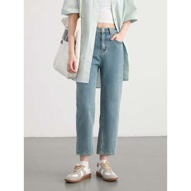 Women’s High-Waisted Denim Cropped Jeans