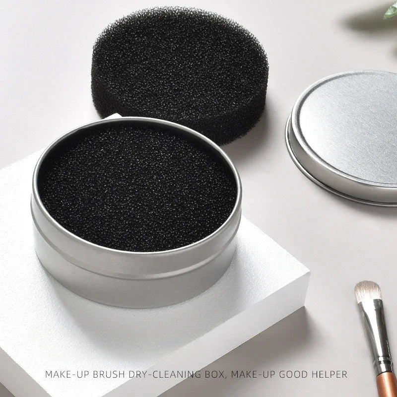 Quick Cleaning Eyeshadow Brush Sponge Box