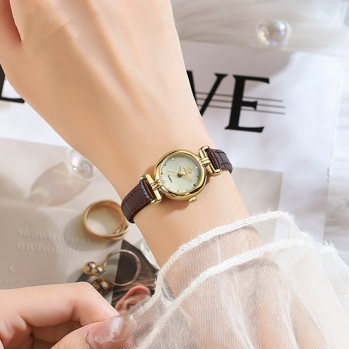 Retro Lightweight Small Kit Exquisite Watch Women's Belt Quartz Watch