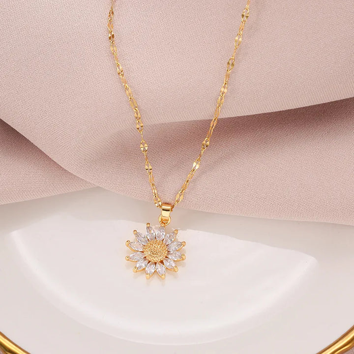 Flower Pendant Necklace