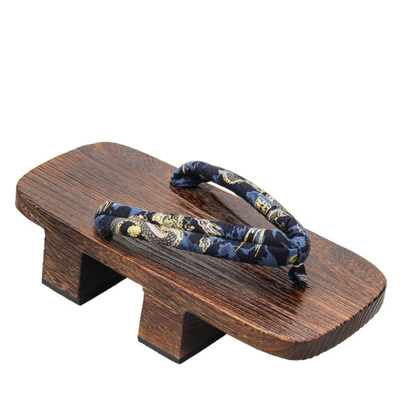 Men's Two-tooth Clogs For Seaside Beach Outdoor Wear Chinese Wind Dragon Pattern Slippers