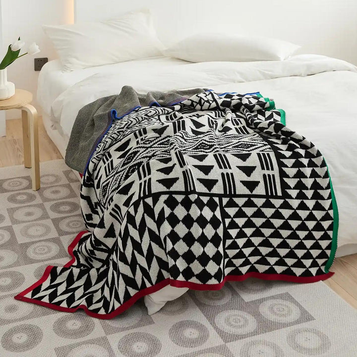 Elegant Geometric Pattern Cotton Blanket with Stripe Edge