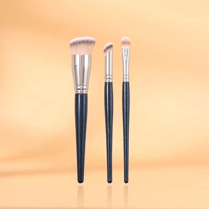 Makeup Brushes for Liquid Foundation