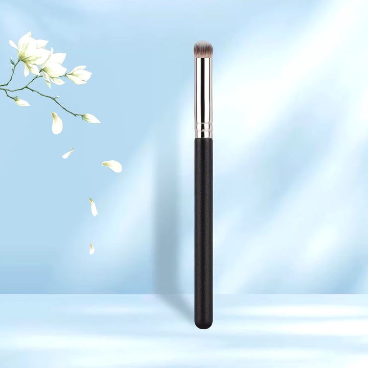 Flawless Concealer Brush