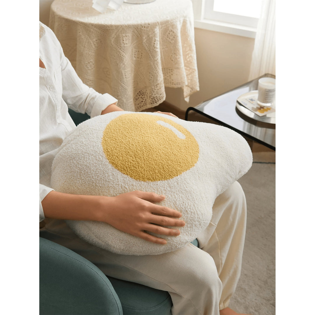 Kawaii Fried Egg Throw Pillow – Super Soft Cozy Cushion for Home Decor