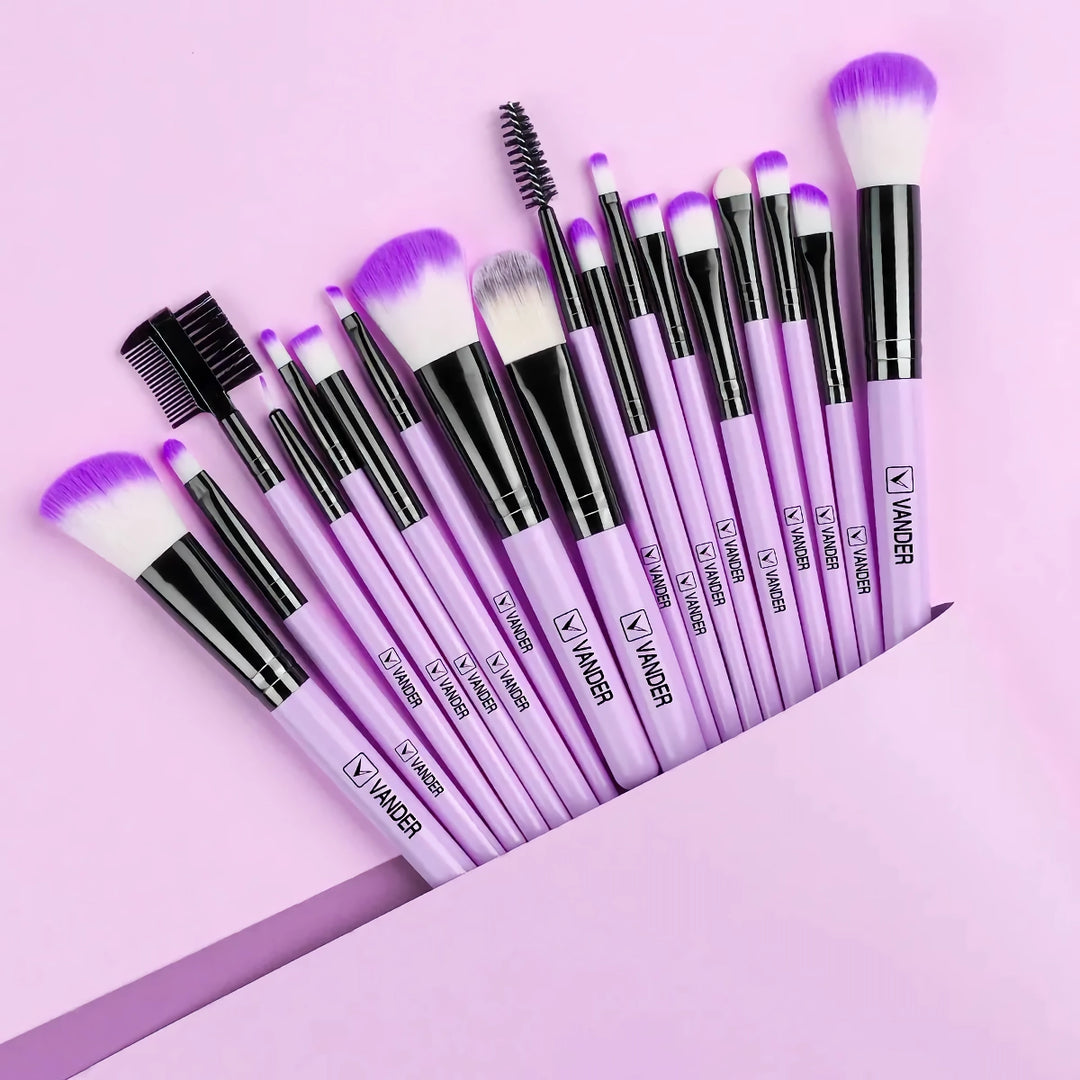 18Pcs Makeup Brush Set – Soft Fluffy Foundation, Eyeshadow, Kabuki Blending & Beauty Cosmetic Brushes