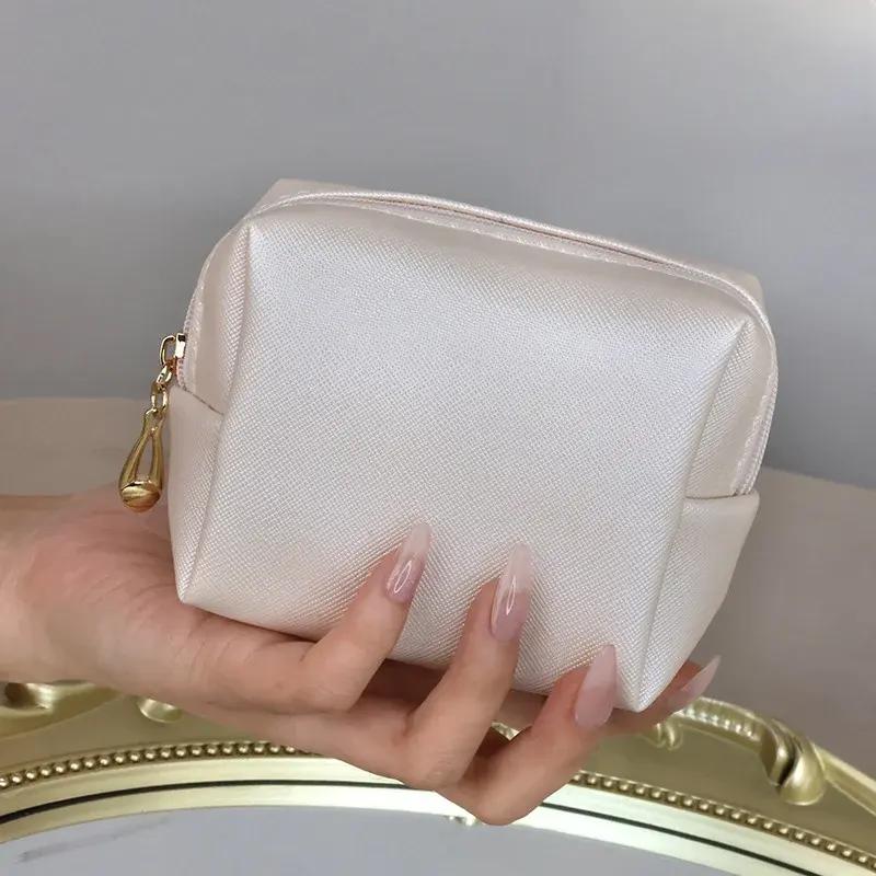 Women's Portable Cosmetic and Jewelry Bag