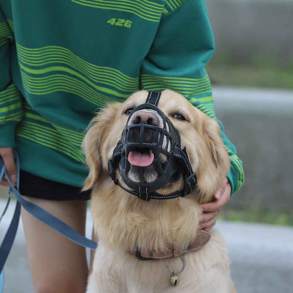 Durable Breathable Dog Muzzle - Anti-Bite Basket Design, Perfect for Golden Retrievers, Large Breeds