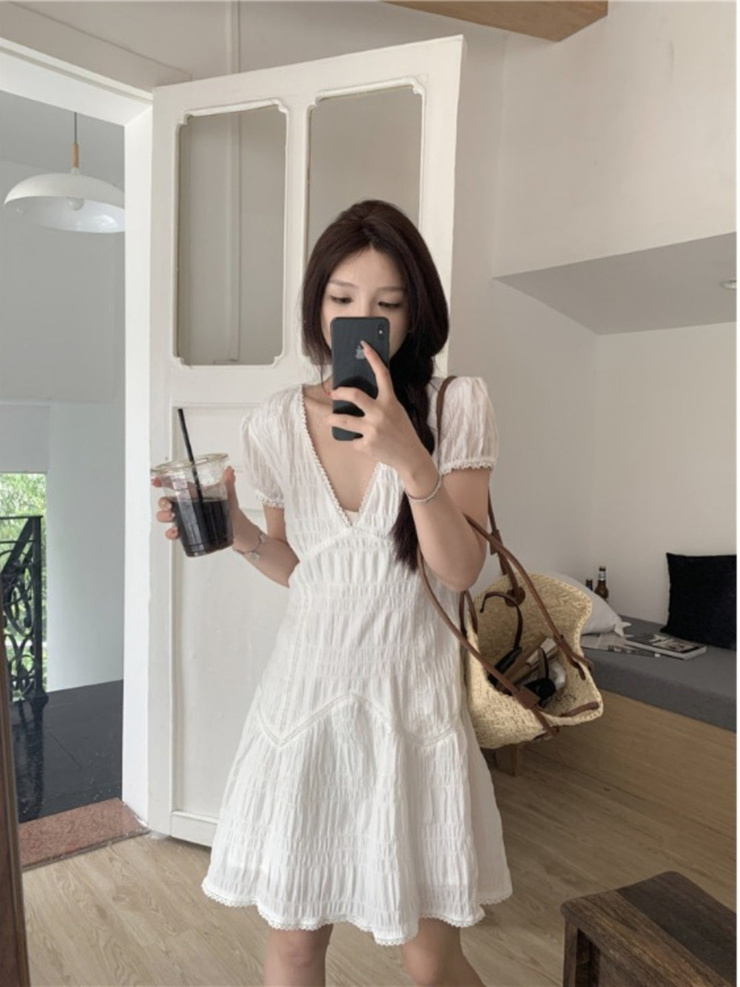 Lace Edge V-neck Pleated White Temperament Dress Women