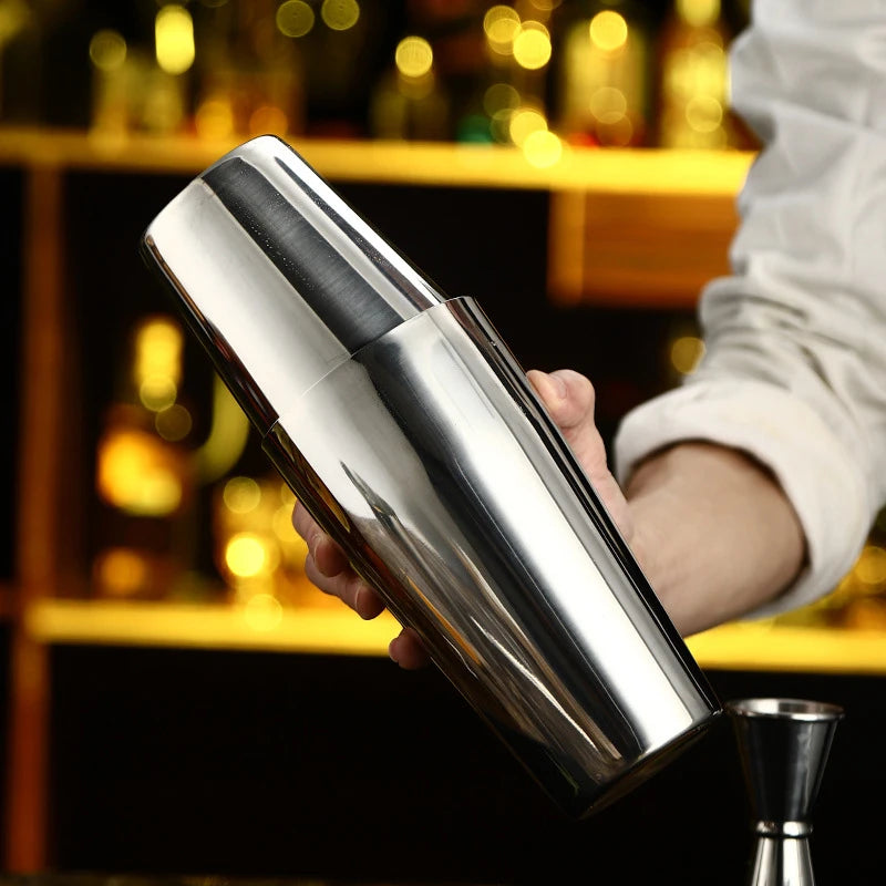 Premium Stainless Steel Cocktail Shaker for Bartenders & Party Enthusiasts