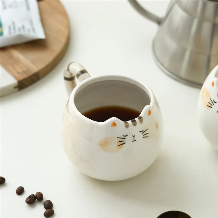 Cute Cat Shaped Ceramic Mug – Hand-painted 380ml Coffee and Tea Cup with Spoon