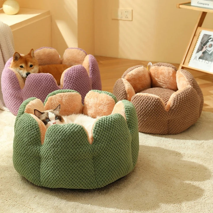 Pet Kennel Cactus Petal Shape Large Space Soft And Warm Sleeping Nest Cat And Dog Kennel Mat