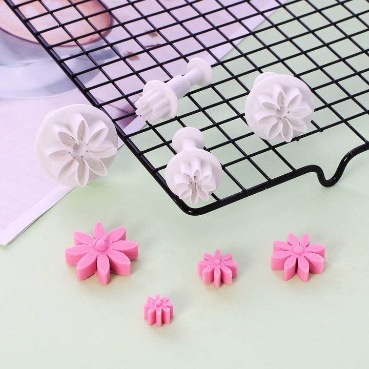Daisy Flower Shaped Cake Cutters - Trendha